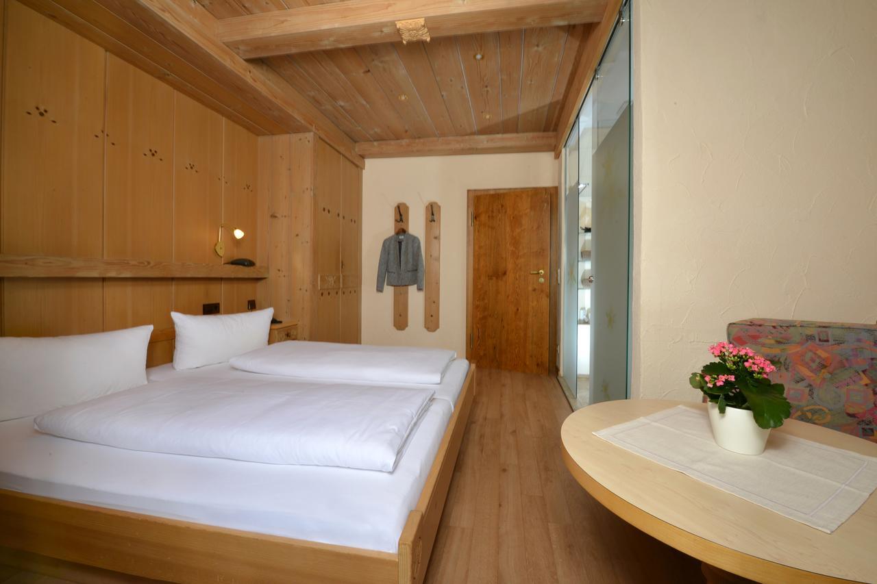 Hotel Edelweiss Garni Reit im Winkl Buitenkant foto