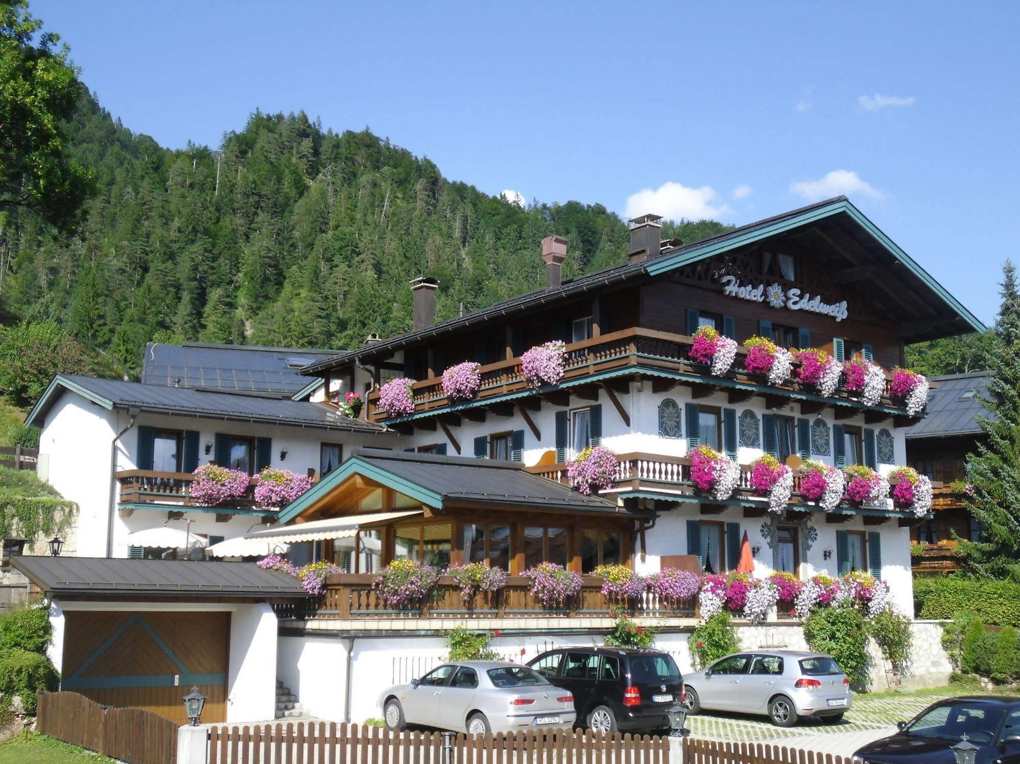 Hotel Edelweiss Garni Reit im Winkl Buitenkant foto