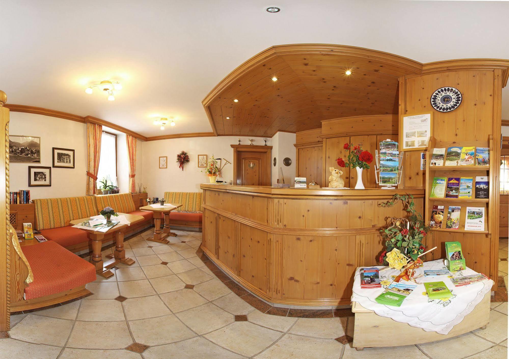 Hotel Edelweiss Garni Reit im Winkl Buitenkant foto