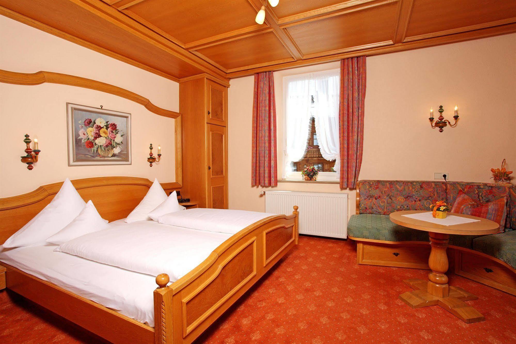 Hotel Edelweiss Garni Reit im Winkl Buitenkant foto