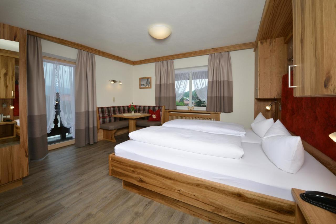 Hotel Edelweiss Garni Reit im Winkl Buitenkant foto