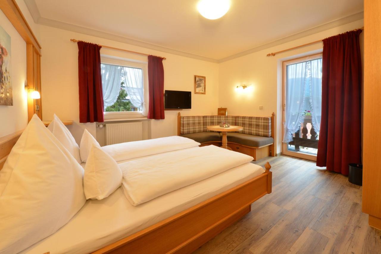Hotel Edelweiss Garni Reit im Winkl Buitenkant foto