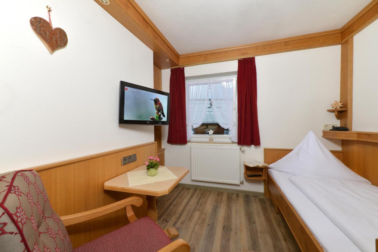 Hotel Edelweiss Garni Reit im Winkl Buitenkant foto