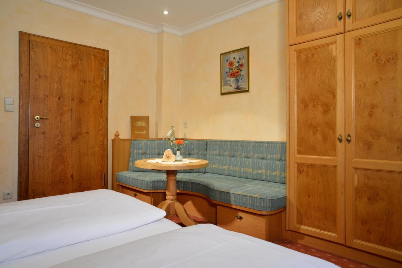 Hotel Edelweiss Garni Reit im Winkl Buitenkant foto